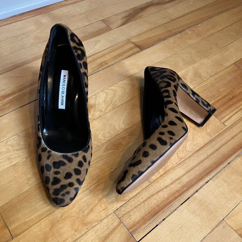 Manolo Blahnik Tucciototo leopard-print calf hair pumps, size 40.5